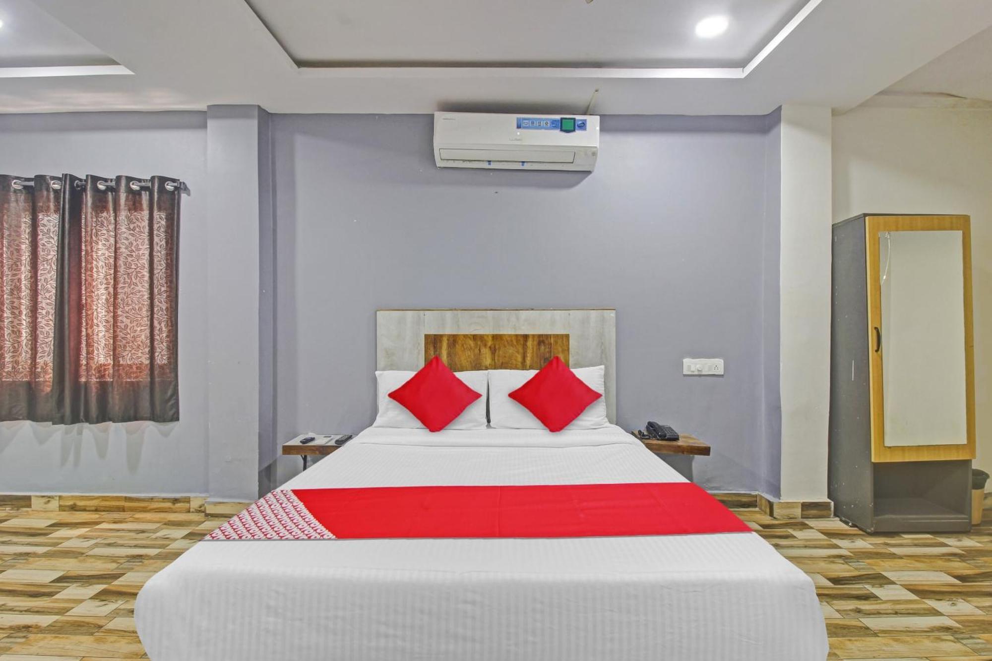 Super Hotel O Sri Sai Regency ไฮเดอราบัด ภายนอก รูปภาพ