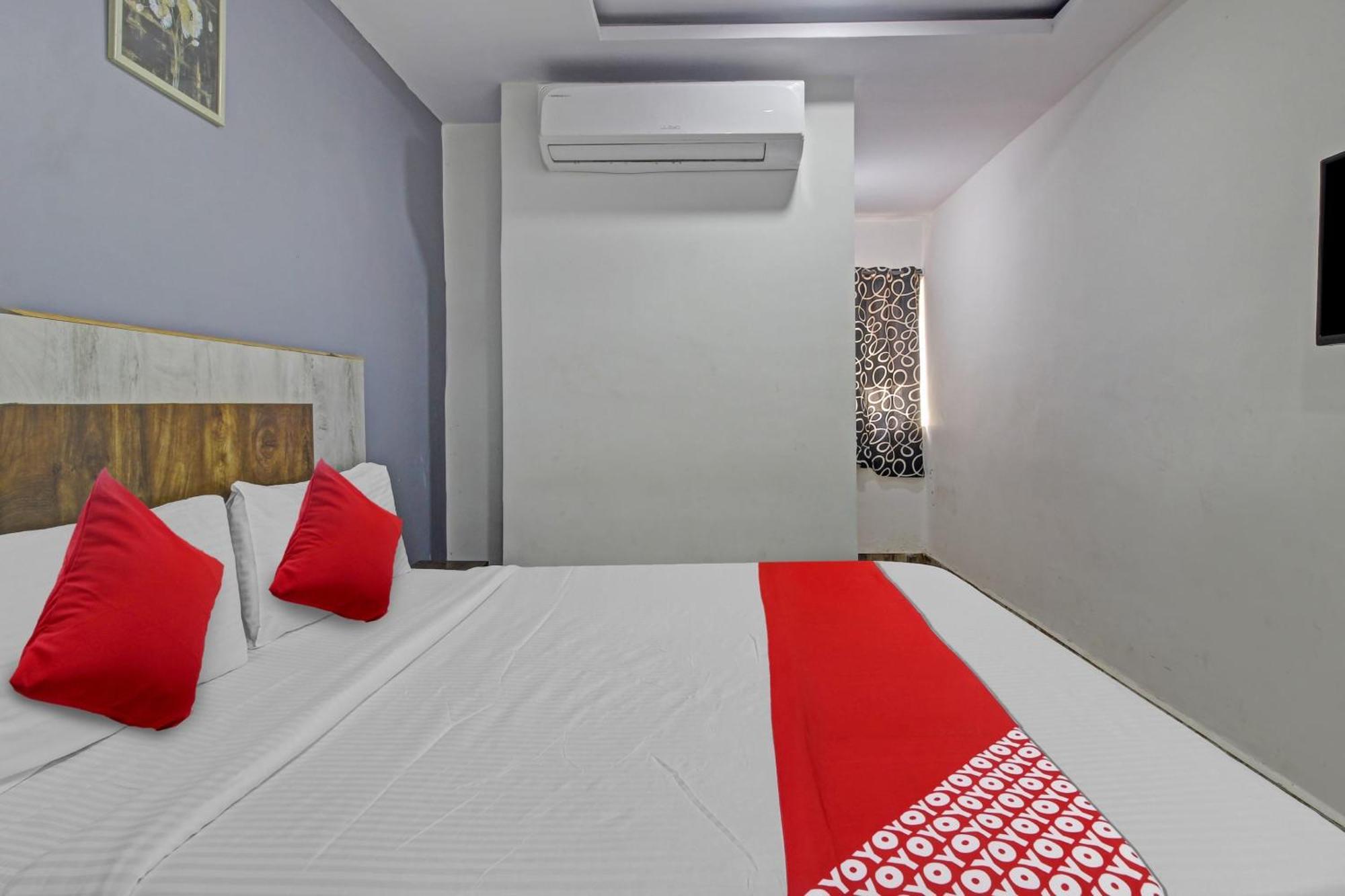 Super Hotel O Sri Sai Regency ไฮเดอราบัด ภายนอก รูปภาพ