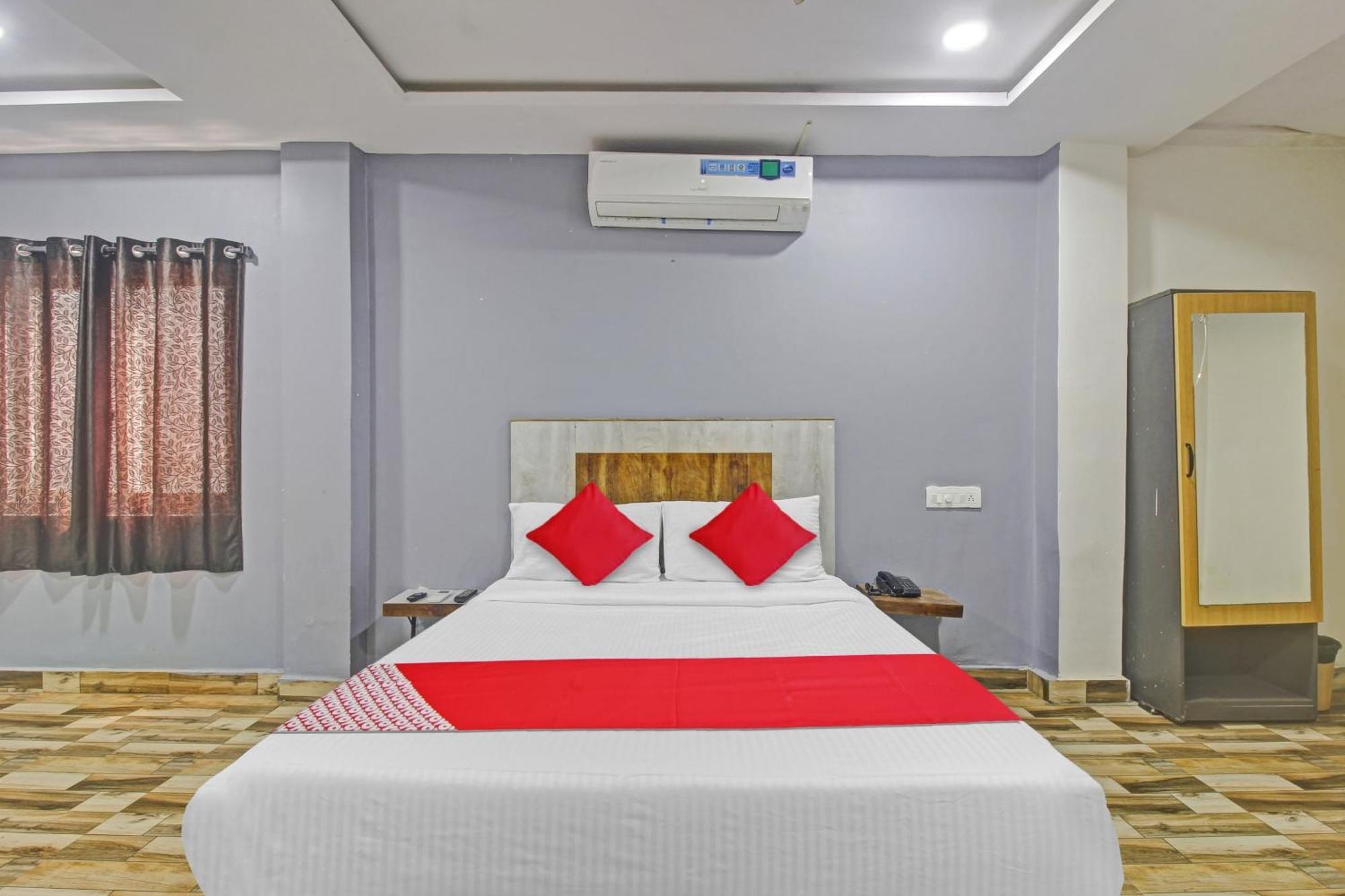 Super Hotel O Sri Sai Regency ไฮเดอราบัด ภายนอก รูปภาพ