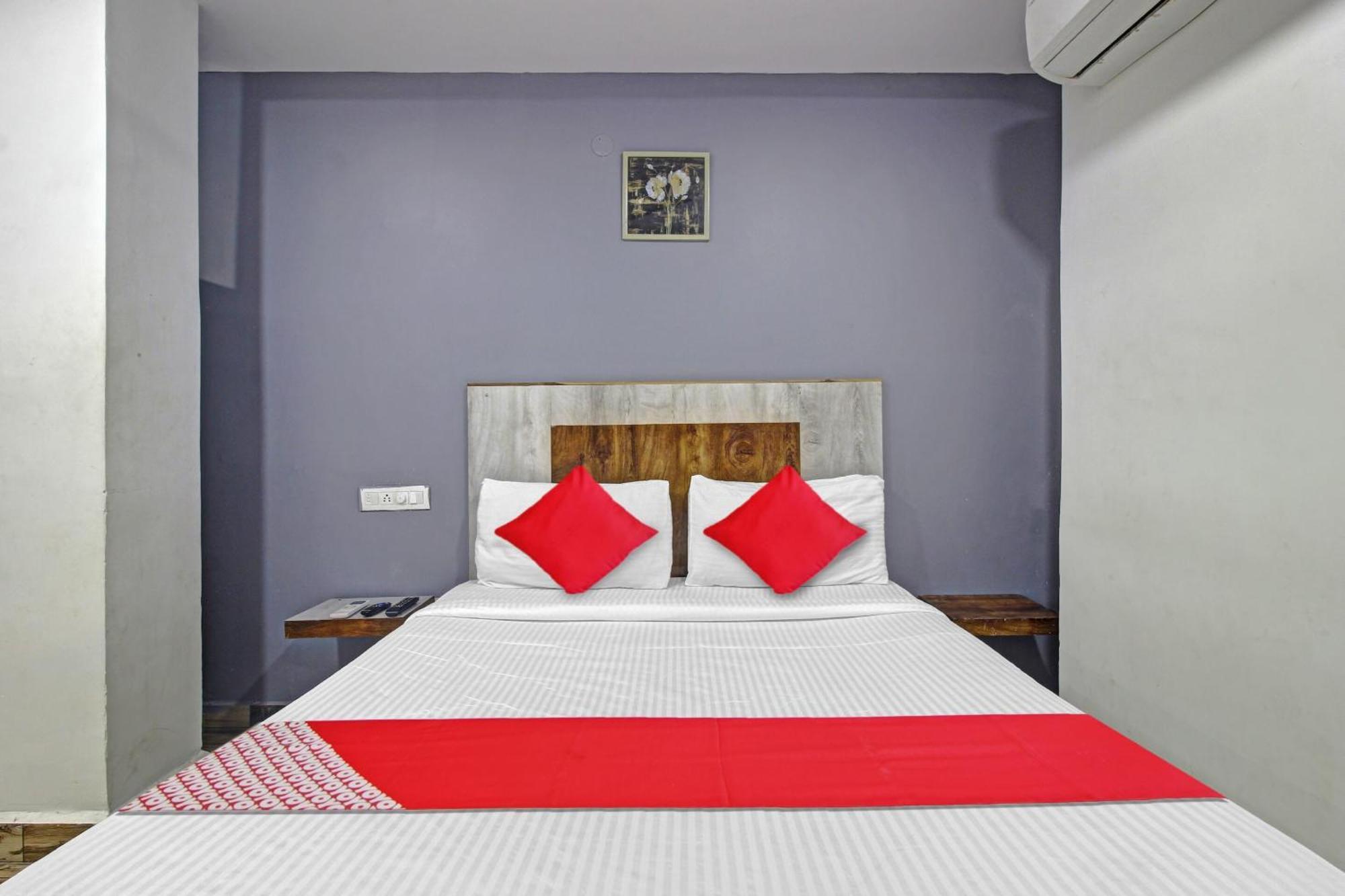 Super Hotel O Sri Sai Regency ไฮเดอราบัด ภายนอก รูปภาพ